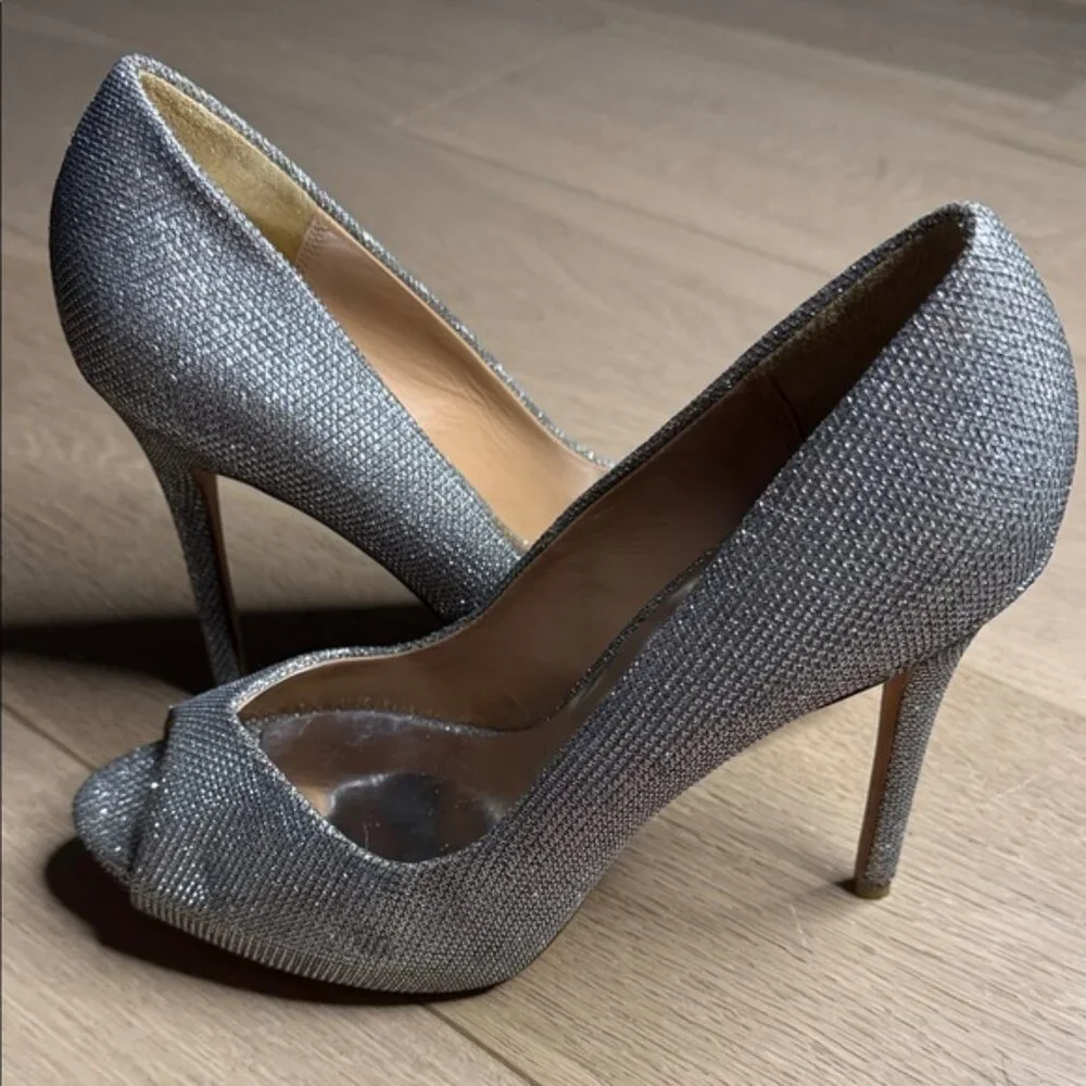 Badgley Mischka Glittering Silver Peep Toe Heels size 8.5